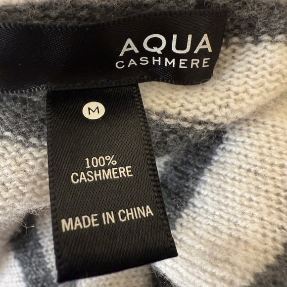 Cute, Striped Aqua Cashmere Tunic-Length Sweater, Crew-Neck, Cream/Black, Wom. M - Picture 2 of 10